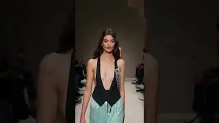 NO ONE IS READY for the Emporio Armani SS26 Collection! 😮&zwj;💨 The Final Walk is INSANE!