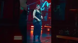 Nelly Furtado Thick and Curvy performing Live