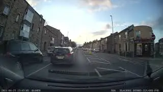 Dashcam Huddersfield Trinity Street TAXI