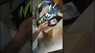Vega Bolt Bunny 😽 ||Unboxing || #vega #bolt #bunny #unboxing #viral #helmet
