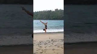 gOA photographer | yoga photoshoot bali | beach photoshoot | yoga outfit