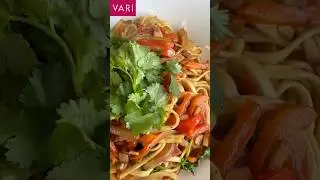 Идеальная лапша WOK от шефа🤌🏻📌Сковорода WOK на OZON арт. 176439703 #рецепт #wok