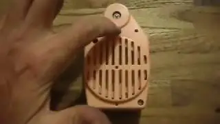 brets crazy 70s laugh box