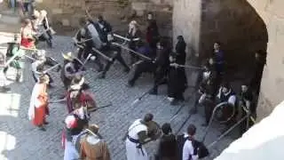 Asedio a Ilerdor, La seu Vella, segundo escenario, los atacantes se abren paso