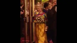The Queen wearing one of her most iconic dresses in 1999 #royalfamily #queenelizabeth #elizabethii