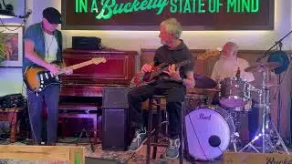 Buckettys 6thOct2025 Greg Nunan Guit/Voc, Roger, Danne Drums, Rob Matthews BASS - IMG 3817