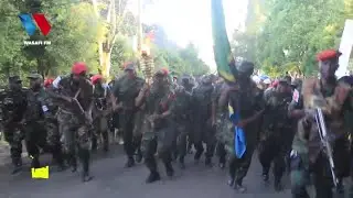 TAZAMA 'VIBE' LA KIKOSI CHA JWTZ KIKIPELEKA MWENGE NA BENDERA KWENYE KILELE CHA MLIMA KILIMANJARO