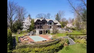 32 Old Mill Road, Great Neck