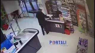 Me thik&euml; dhe n&euml; sy t&euml; klientit/ Momenti i grabitjes s&euml; marketit n&euml; Yzberisht!