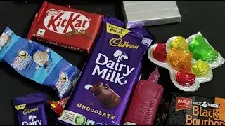 Chocolate cutting 🍫🍫#candyopening #candy #chocolate #asmr #charvi 