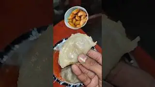 Trying unique momo of rishikesh. #food #uttrakhand #streetfood