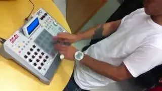 AraabMUZIK checks out the MPC Renaissance