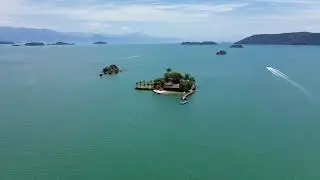 DRONE DJI MINI 3 SOBRE O MAR DE PARATY 
