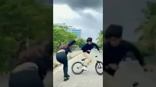 bmx girlfriend trool stunt 🤨 wait till end #bmx #shortsfeed95% #trandingno.1 #1m+views #viral #trool