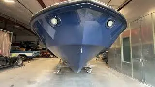 BOSTON WHALER OUTRAGE 27 AWLGRIP - COMPLETE WALK A ROUND - HULL PAINT
