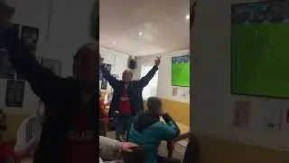 When I got everyone singing along to MACHO MARK 😂 #localpub #mrbfl101 #machoman #remix #viralvideo