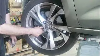 Comment Changer vos plaquettes de frein sur Opel Astra, corsa, mokka, ...&ndash; Tuto Complet🚗💨🔧