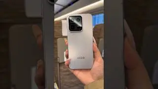 iQOO 15 Ultra Hands-on Experience: 2049 is absolutely stunning! the build quality is truly amazing!