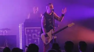 LES 3 FROMAGES - reviens/c'est pas punk live @ LANGUEDEROCK