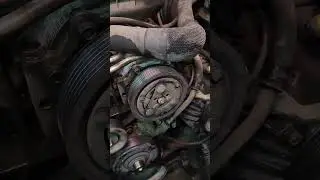 Снятие водяного насоса Dodge Ram