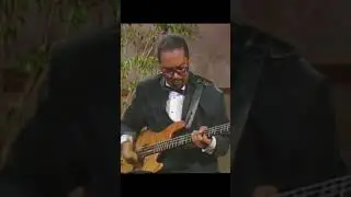Louis Johnson slapping was so amazing #bass #bassguitar #slapbass