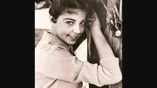 Dodie Stevens - Miss Lonely Hearts (1959)