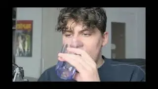 Snaptrox glouglou tous les Youtubeurs et trouve que Joyca est amer et a un go&ucirc;t de couilles