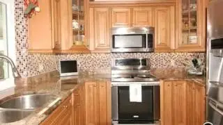 $749,900 3BR 3BA in JENSEN BEACH 34957.  Call  Patrick Stracuzzi: (772) 283-9991