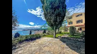 V295 - Villa Provenzale - Prestigious sea view property for sale in Imperia in residential area
