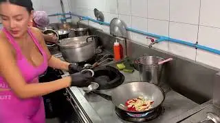 Sea bass hot pot-Thai Street Food
