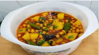 Aloo Cholay Ka Salan Banane Ka Tarika/Aloo Chana Recipe #muneezafoodsecrets#chanarecipe #aloocholay
