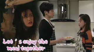Cinderella is caught in rain on her way home; CEO brings food and cooks for her personally.