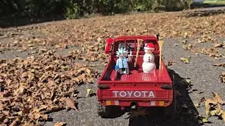 Rc car 4x4 toyota mn82 lc79 offroad driving #rc #rcadventure #rcmobil #rccar 