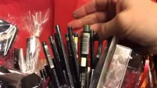 Идея подарочной корзины Avon