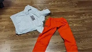 Design a hoodie with me 