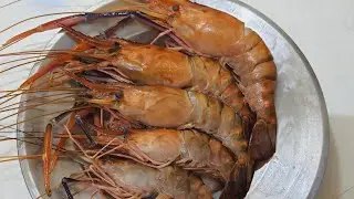 How to clean large prawns at home || clean Tiger prawns