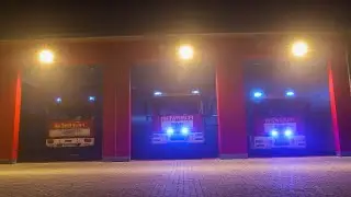 So feiert die Feuerwehr Forst Weihnachten 🎄 ~ [Fire Truck Show] ~ All I want for Christmas is You