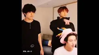 Taekook were secretly holding hands in Jin's b'day vlive 👀😱🤝#taekook