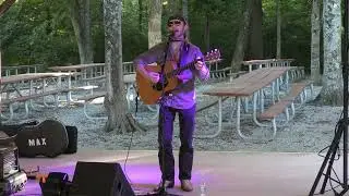 Max MacCormack Music  S4230017