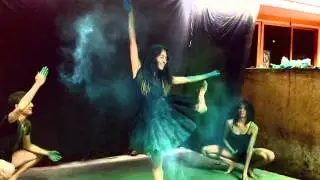 Danza y Polvos Holi