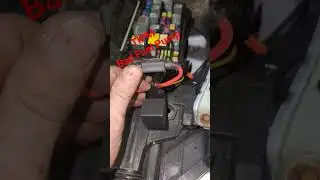 Bad TIPM (Fuse Box) Fuel Pump Relay Fix On Dodge #TIPM #fail #automotive #repair  #costly #watch