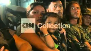 TYPHOON HAIYAN: U.S MARINES DELIVER AID