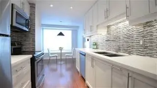 #210-430 Pearl Street Burlington Maria Vargas