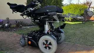 Permobil C500 elektromos kerekesszék állító funkcióval