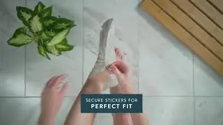 How to Use Moisturizing Collagen Socks During Your Pedicure | VOESH New York