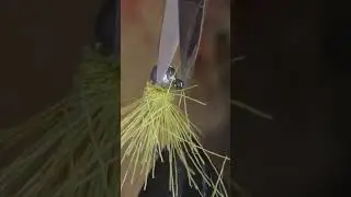 Ultralight 2g Jig Streamer | Chartreuse & Yellow Deer Hair Tying