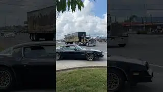 Snowman passing by my trans am 🤠 #smokeyandthebandit #transam