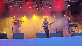 Annie Hamilton - Kitchen - Sweet Summer Sounds - Jan 2022
