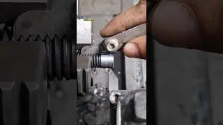 threads applying on bolt's head #mechanical #engineering #lathe #workshop #machine #tools #threads