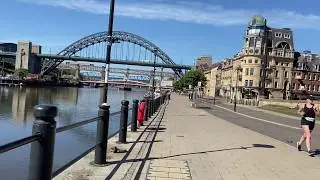 Gateshead Millennium Bridge to The Sage Gateshead : North of England Walking Tours